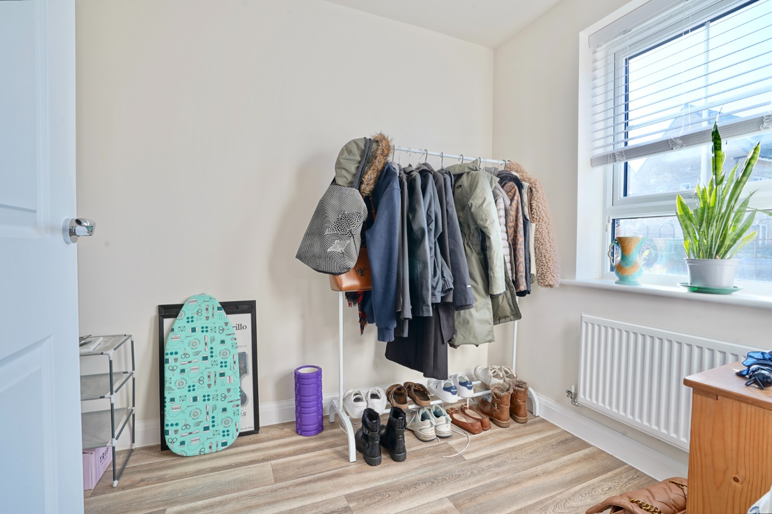 3 bed semi-detached house for sale in Gumcester Way, Huntingdon  - Property Image 7