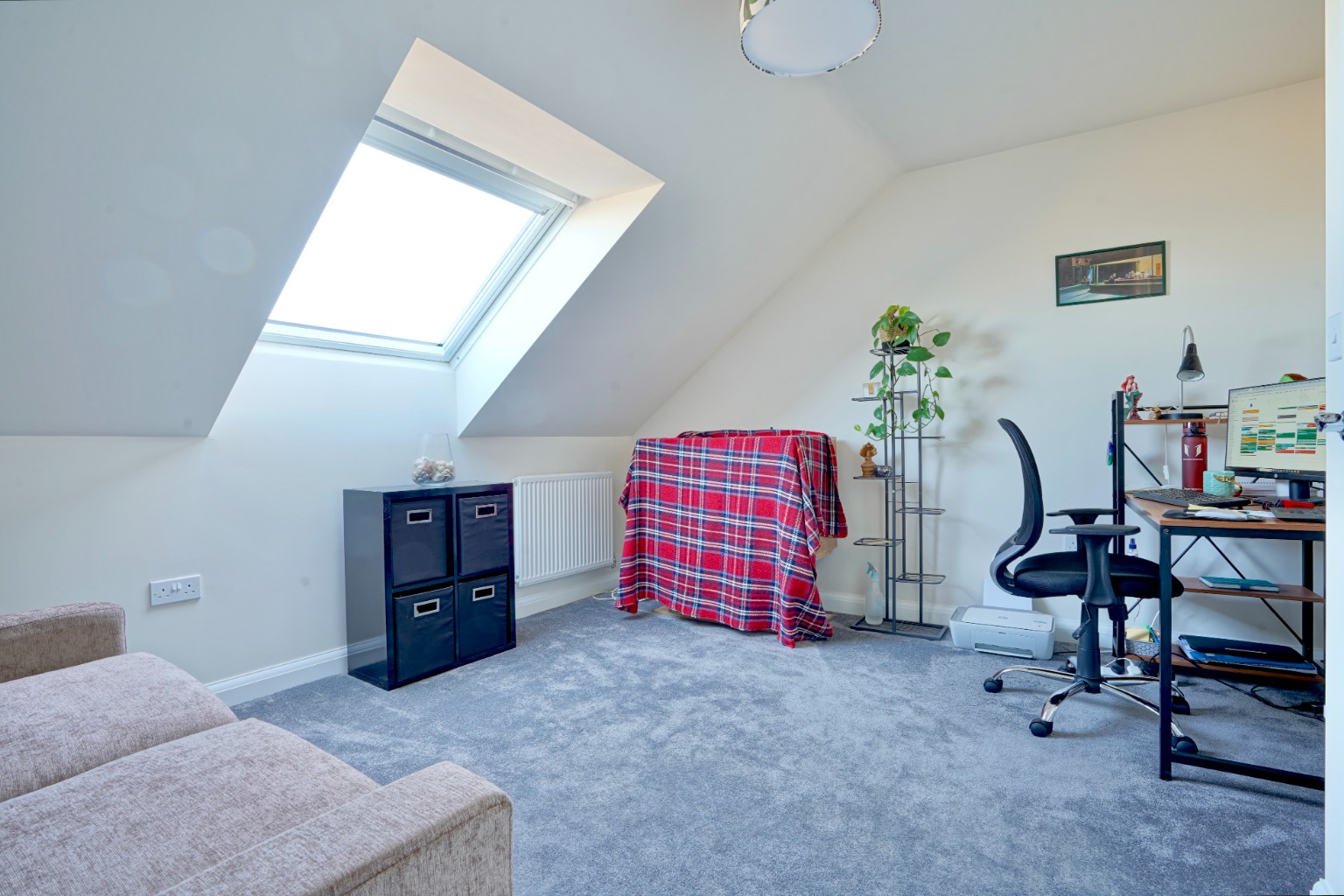 3 bed semi-detached house for sale in Gumcester Way, Huntingdon  - Property Image 13