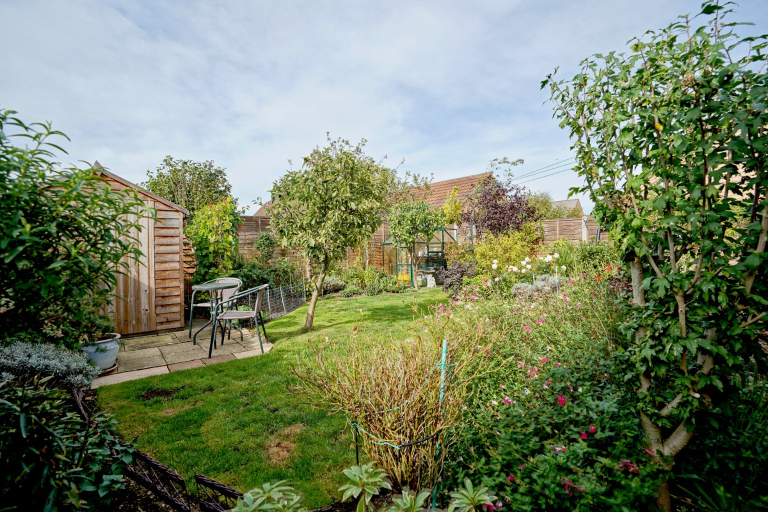 2 bed bungalow for sale in Headlands, Huntingdon  - Property Image 15