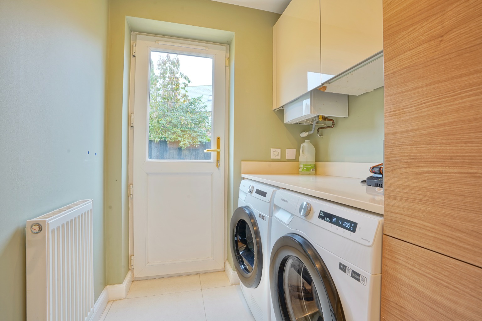 4 bed detached house for sale in Headlands, Huntingdon 8