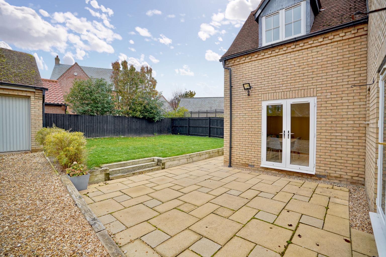 4 bed detached house for sale in Headlands, Huntingdon 19