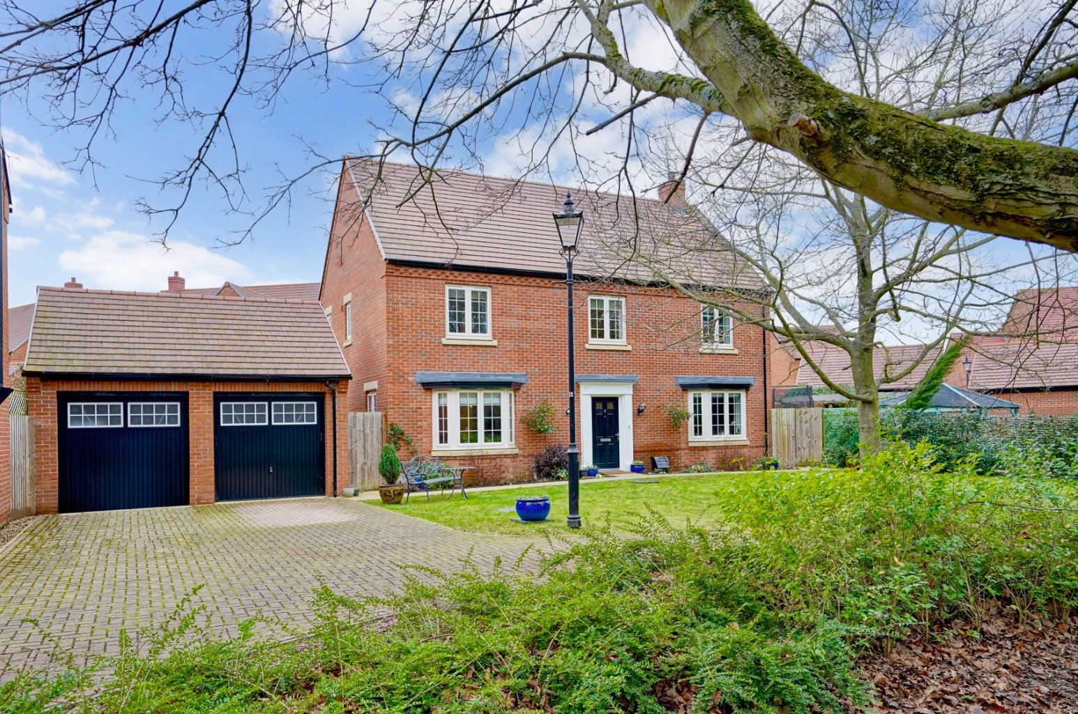5 bed detached house for sale in Hurricane Close, Huntingdon  - Property Image 1