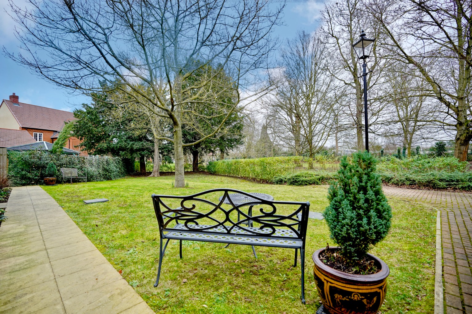 5 bed detached house for sale in Hurricane Close, Huntingdon  - Property Image 20