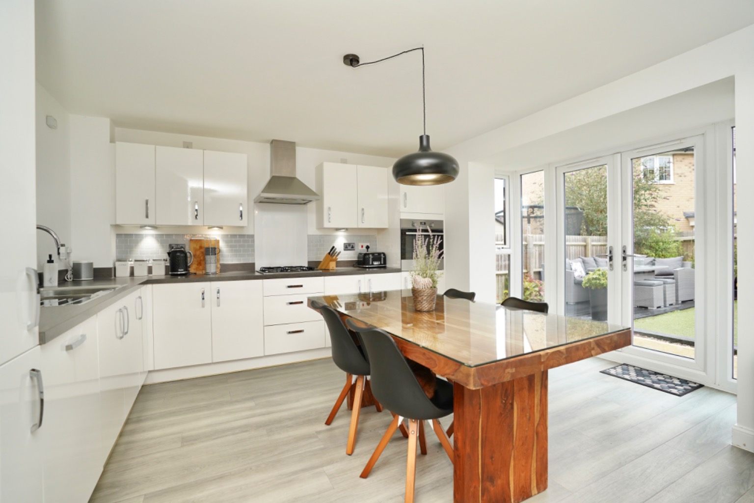 4 bed detached house for sale in Carter Lane, Huntingdon  - Property Image 5