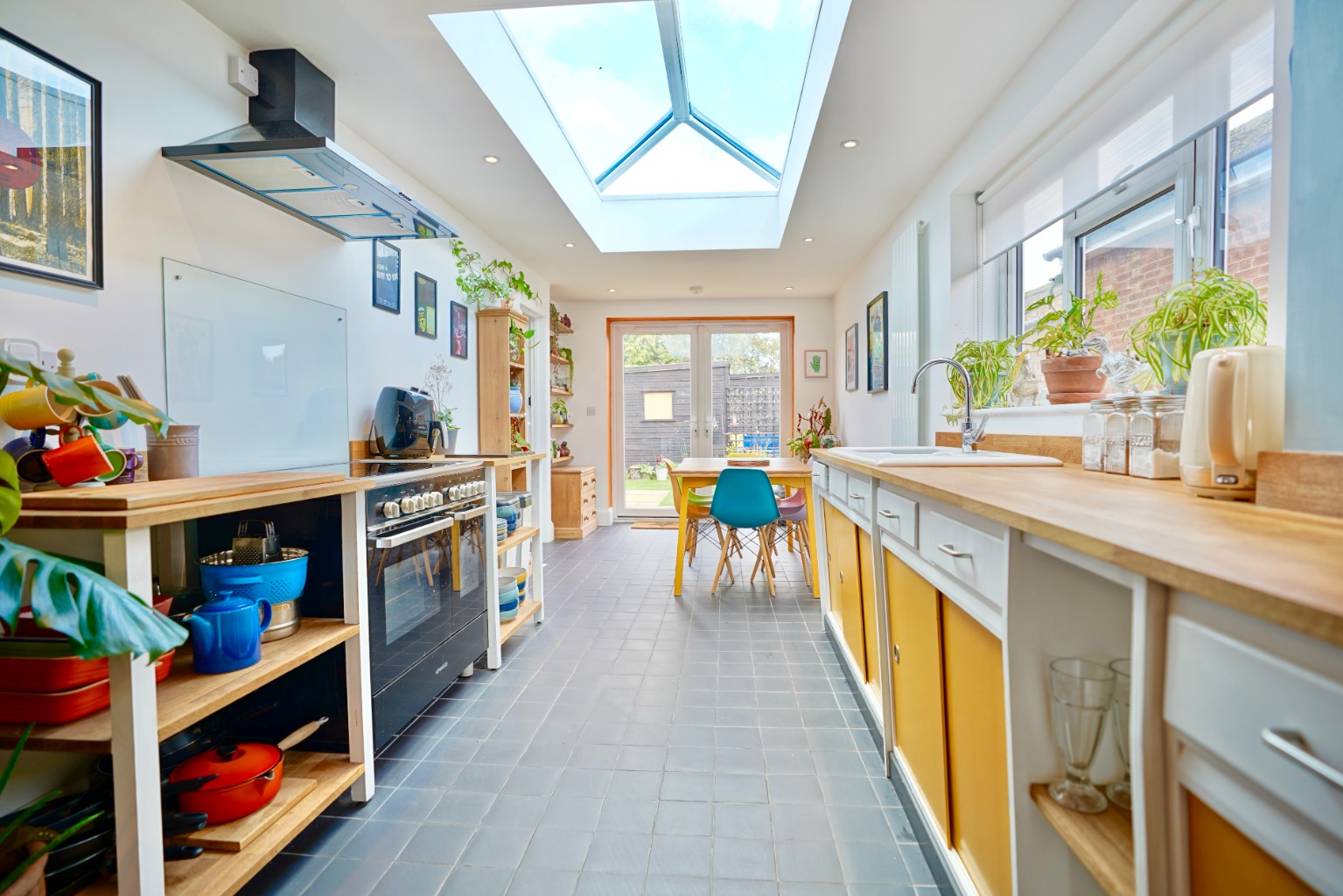 3 bed semi-detached house for sale in Ramsey Road, Huntingdon  - Property Image 2