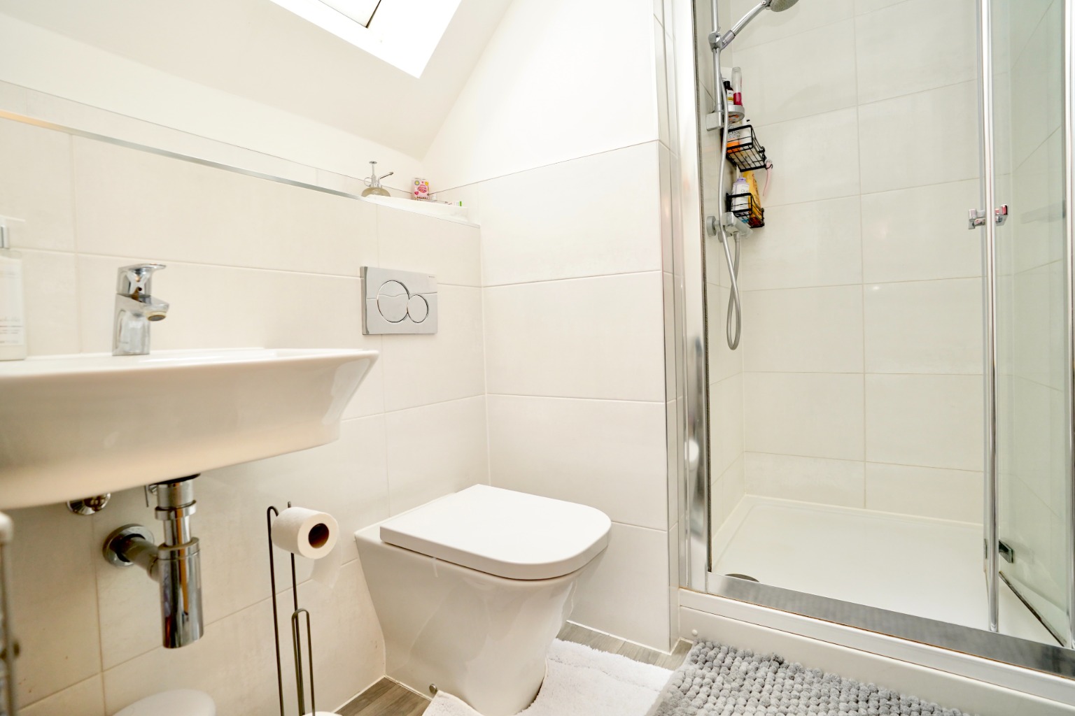 3 bed terraced house for sale in Central Avenue, Cambridgeshire 13