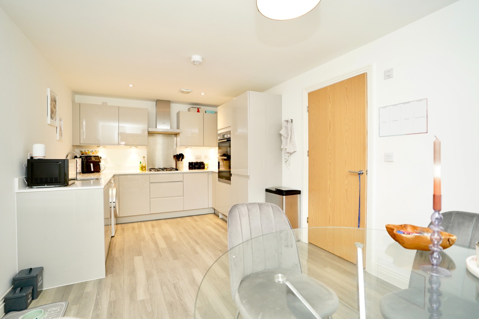 3 bed terraced house for sale in Central Avenue, Cambridgeshire 1