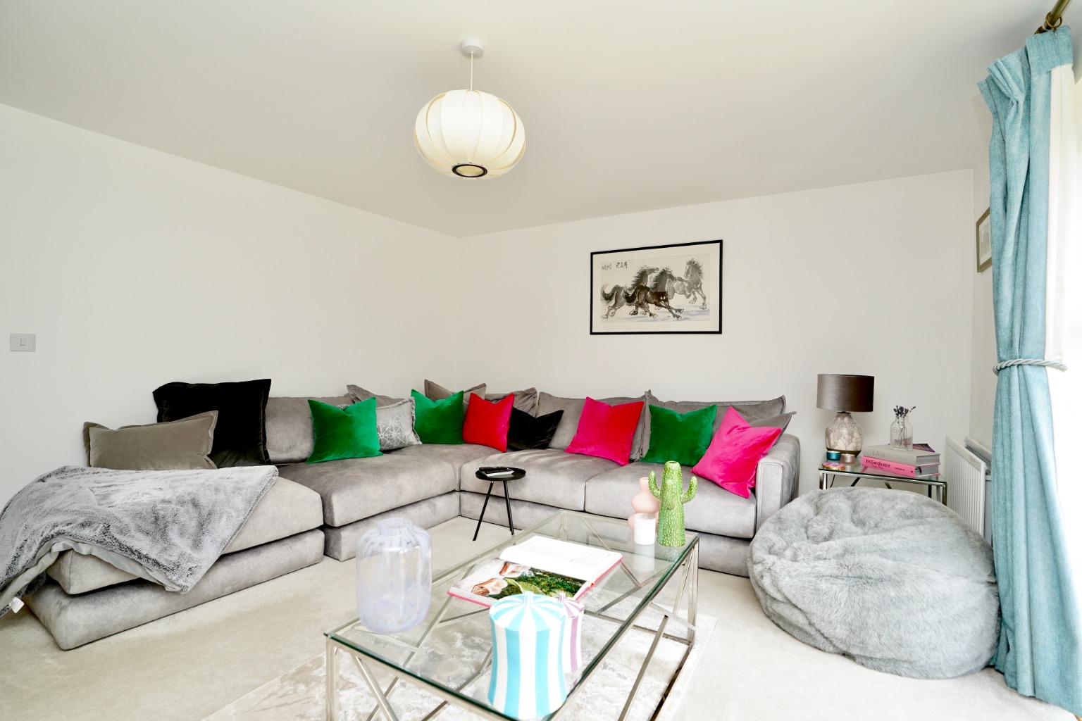 3 bed terraced house for sale in Central Avenue, Cambridgeshire  - Property Image 6