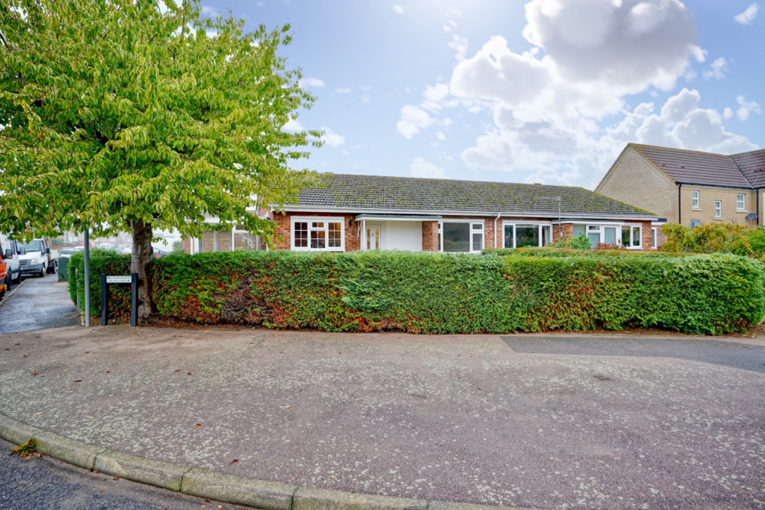 2 bed semi-detached bungalow for sale in Headlands, Huntingdon  - Property Image 11