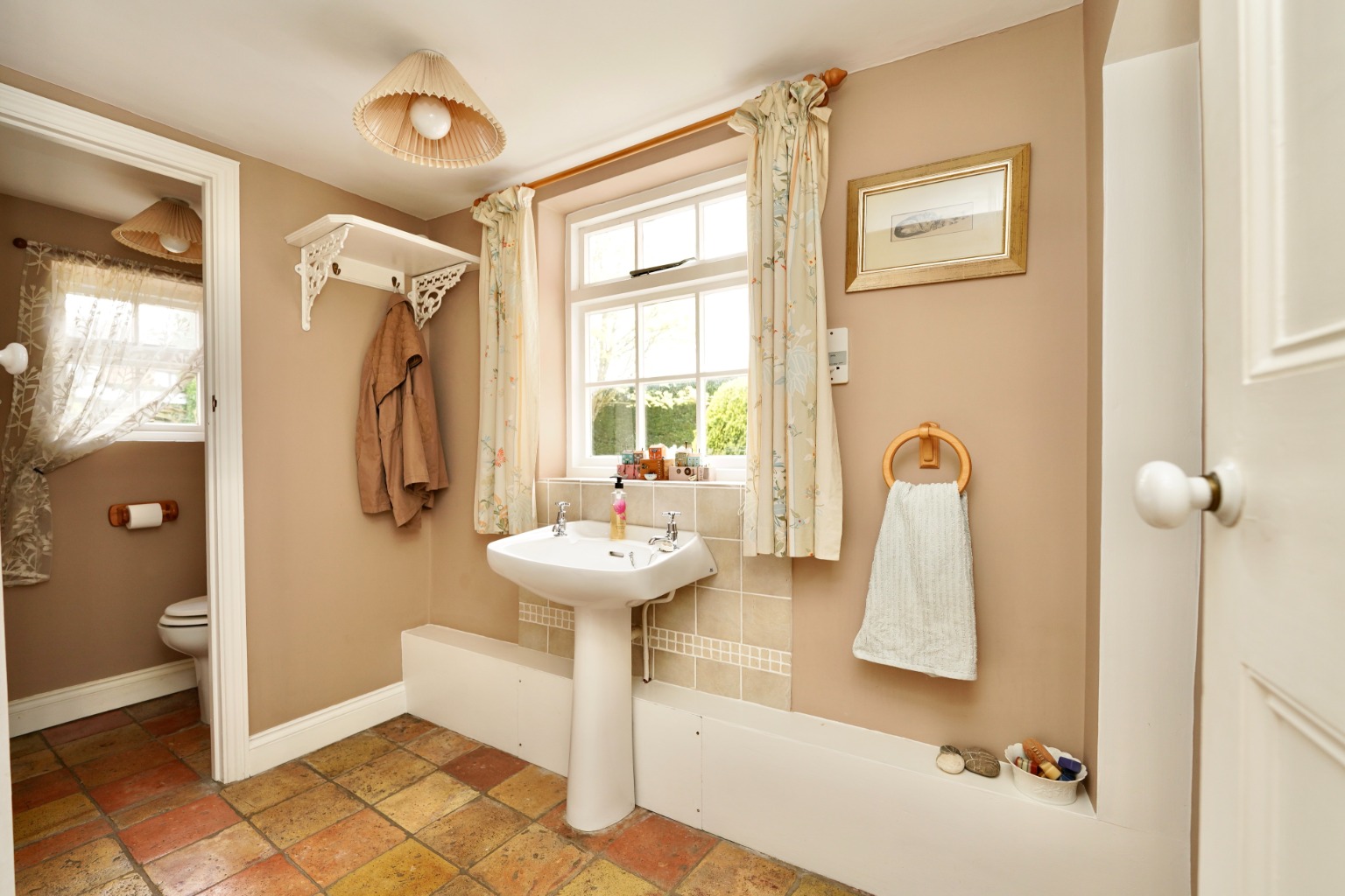 4 bed semi-detached house for sale in High Street, Huntingdon 13