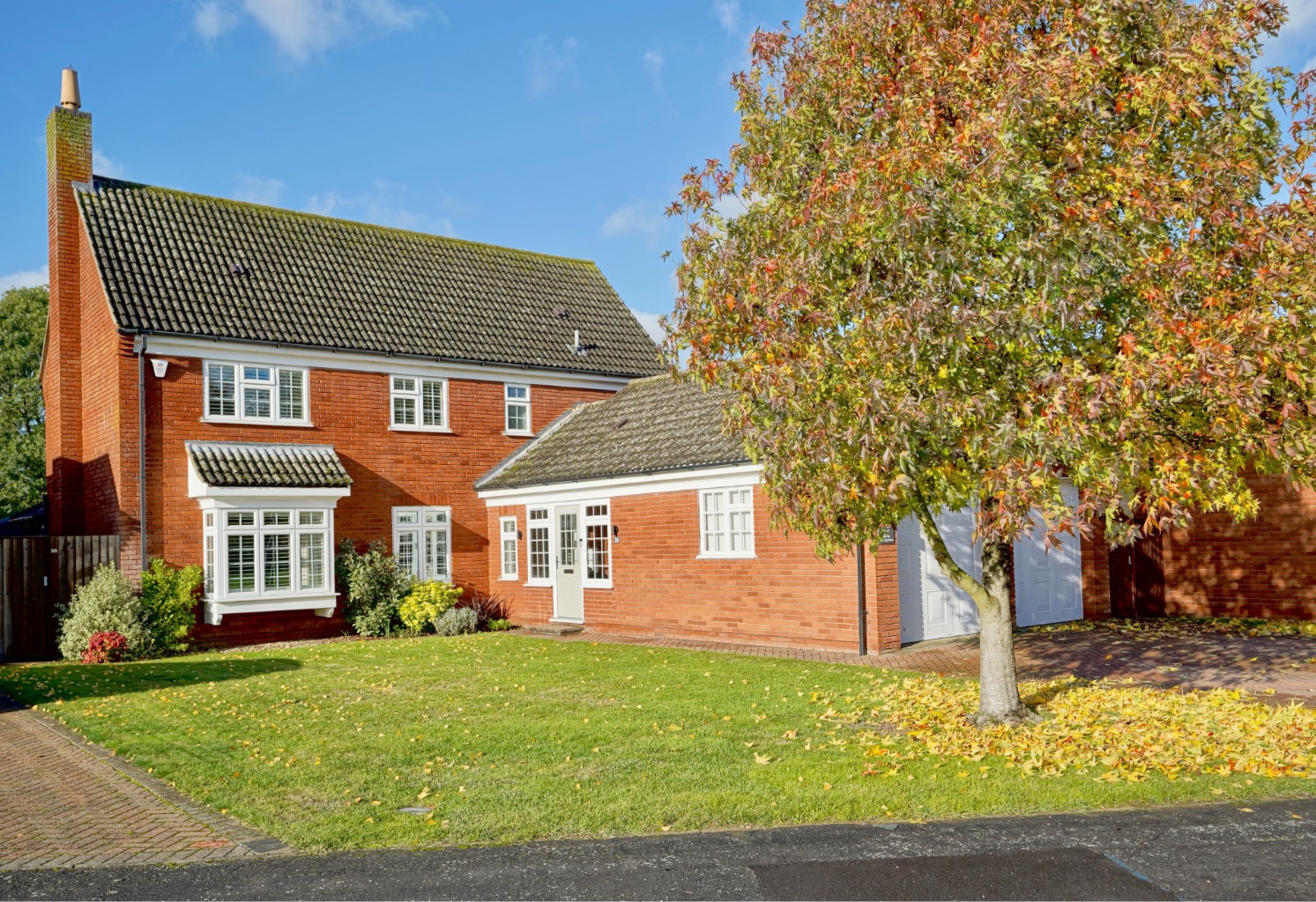 4 bed detached house for sale in Rookery Close, St. Ives, PE27