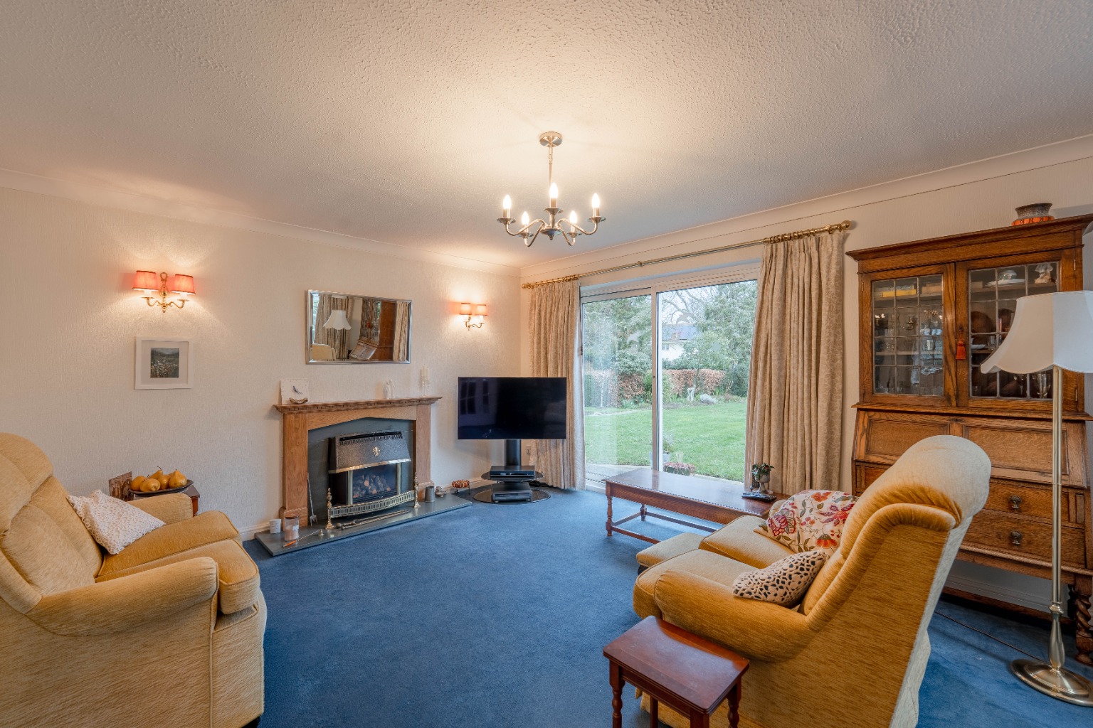 4 bed link detached house for sale in Great North Road, Huntingdon  - Property Image 3