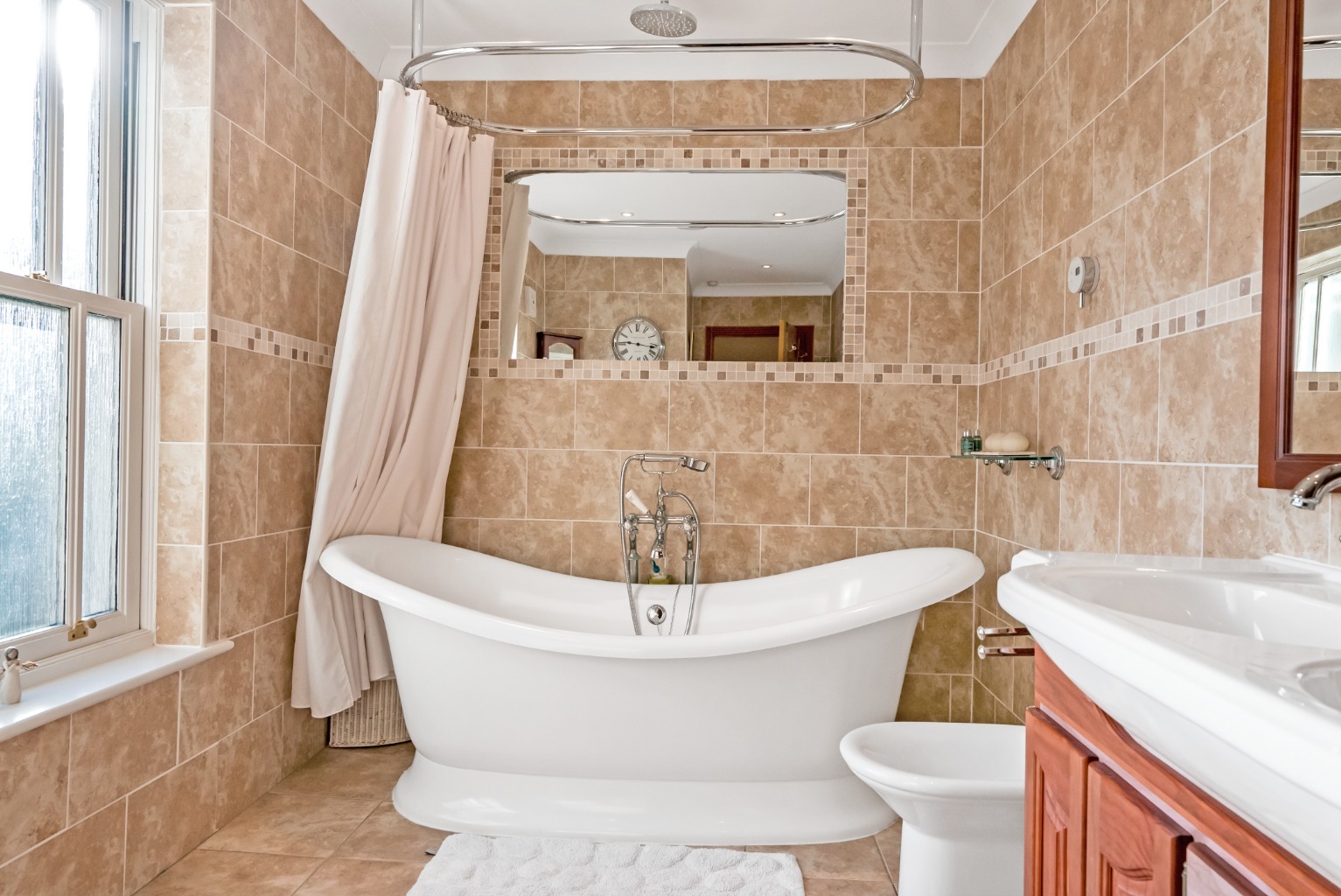 5 bed detached house for sale in Church End, Huntingdon  - Property Image 10