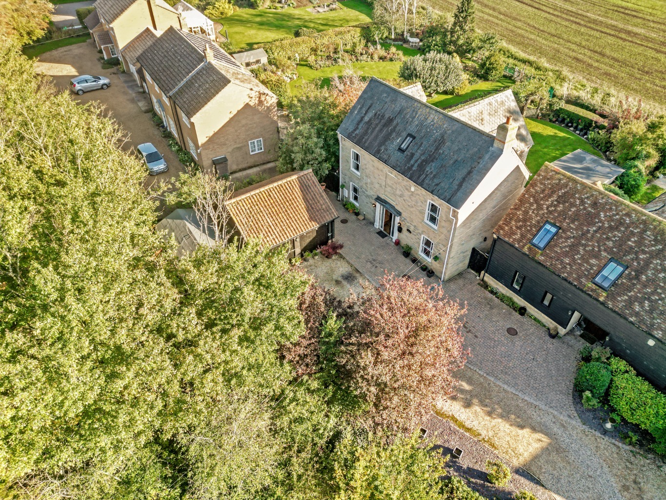 5 bed detached house for sale in Church End, Huntingdon  - Property Image 19