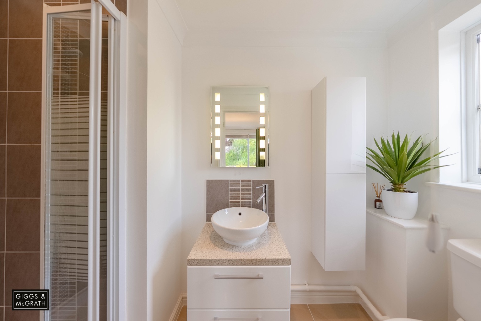 3 bed link detached house for sale in Hillfield, Huntingdon  - Property Image 9