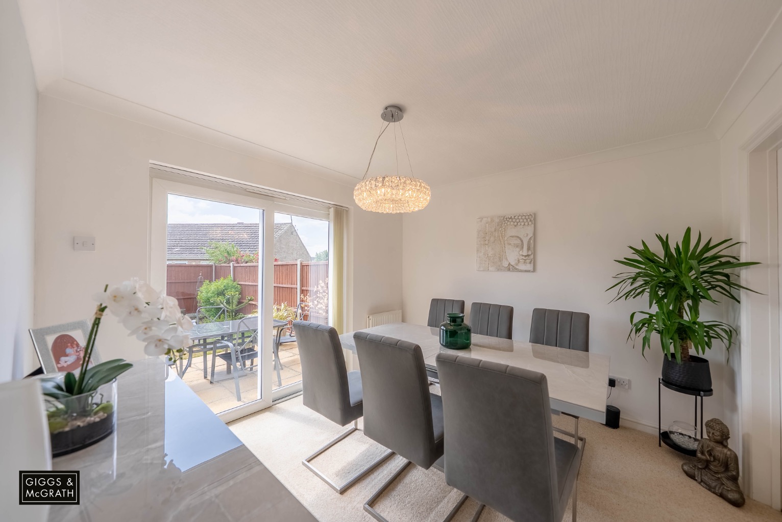 3 bed link detached house for sale in Hillfield, Huntingdon  - Property Image 7