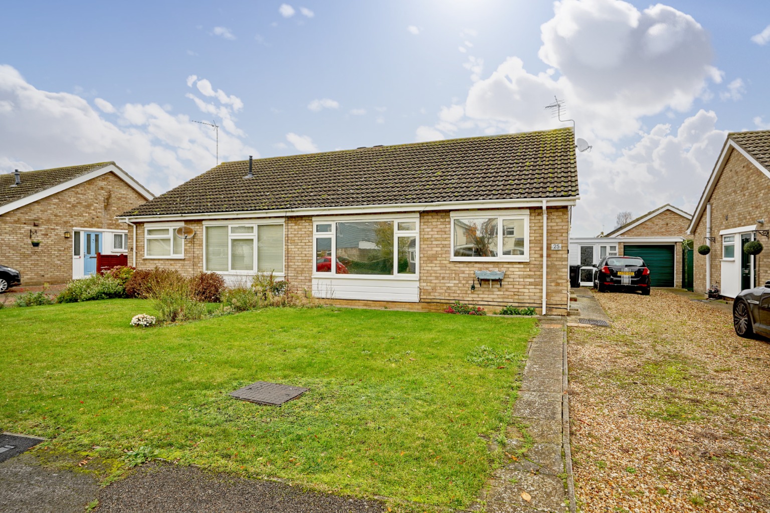 2 bed semi-detached bungalow for sale in Ashton Close, St. Ives - Property Image 1
