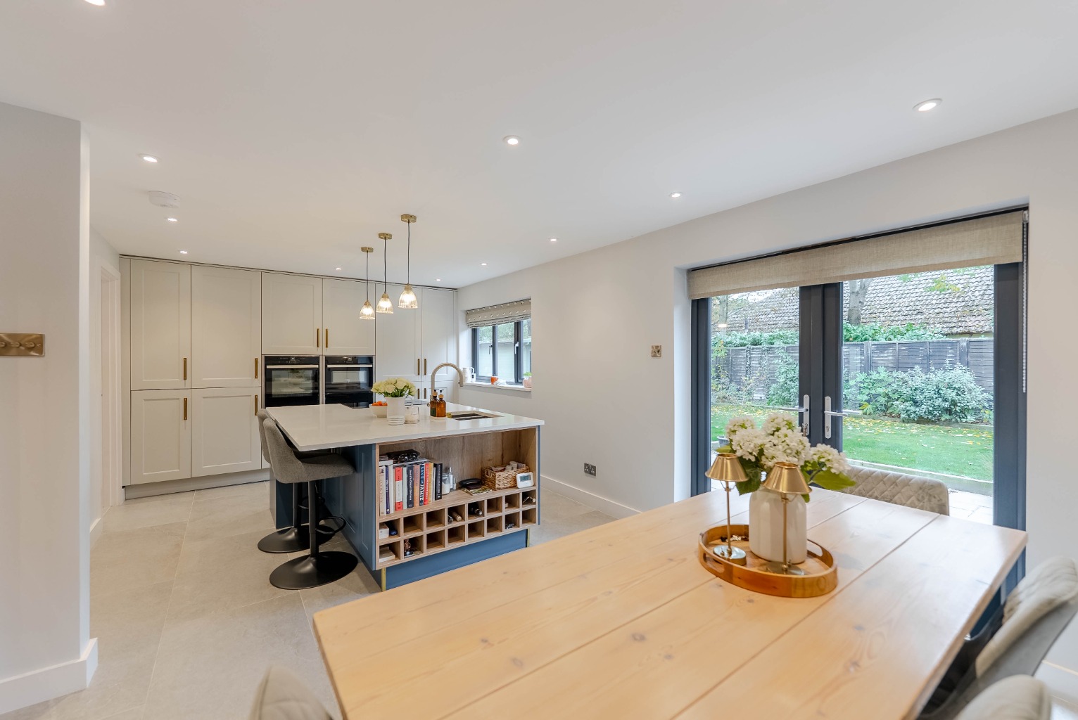 4 bed detached house for sale in Scotts Close, Cambridgeshire 1