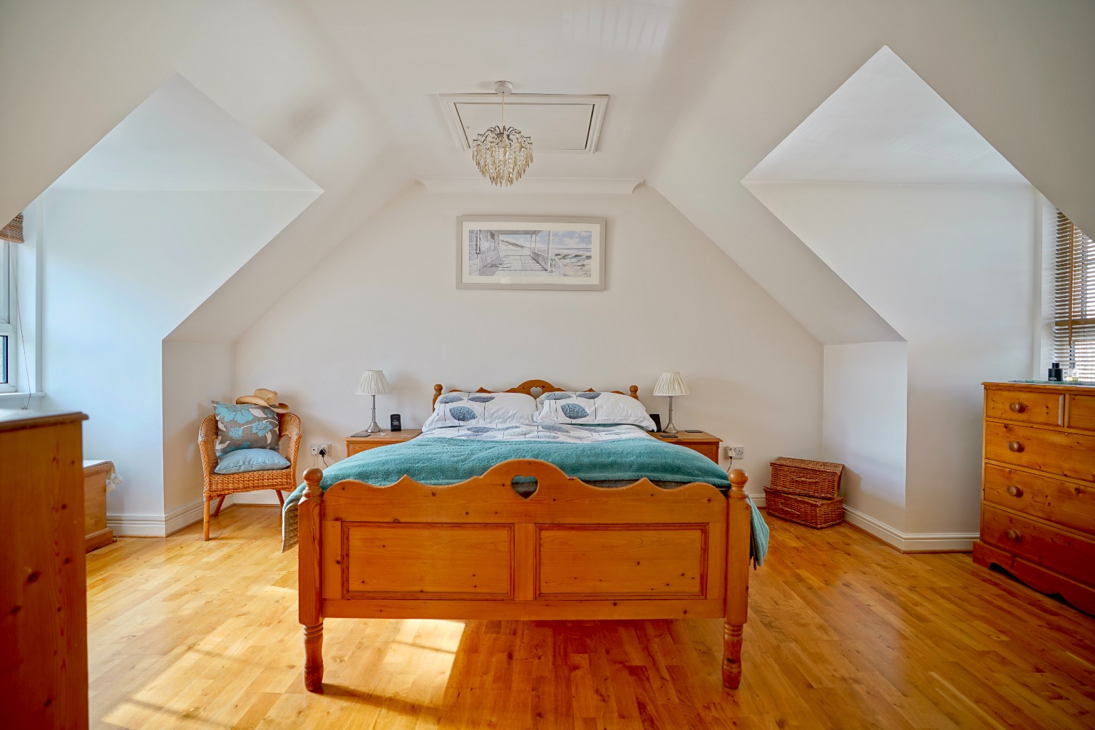 4 bed semi-detached house for sale in Burrows Drive, Huntingdon  - Property Image 7