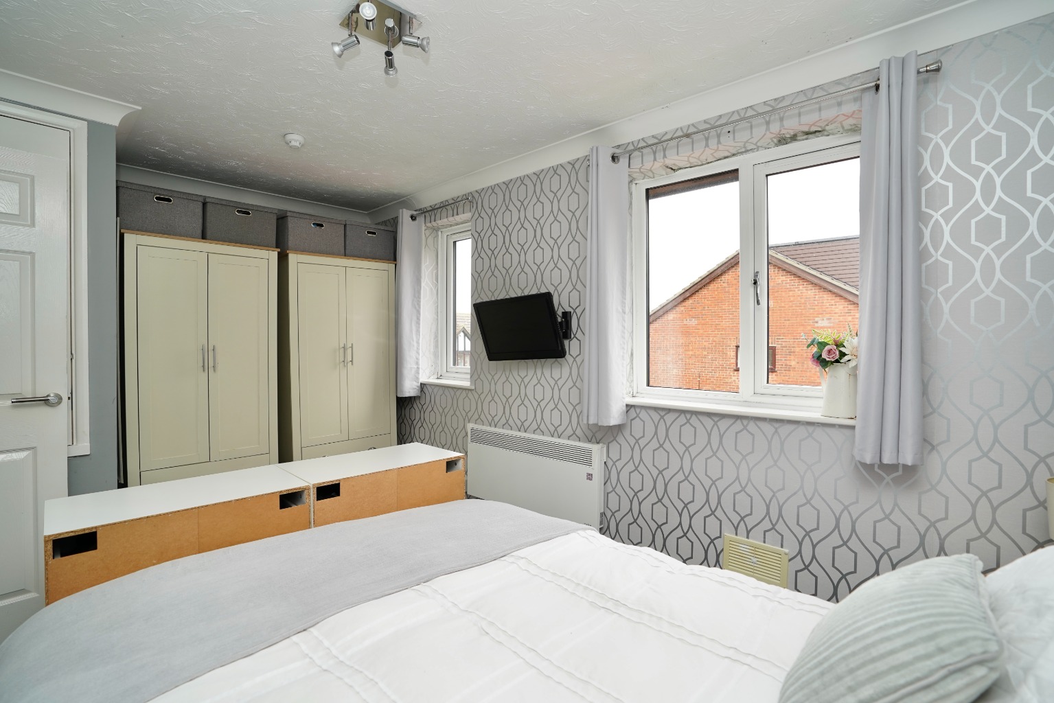 3 bed semi-detached house for sale in Hamden Way, Cambridge  - Property Image 13