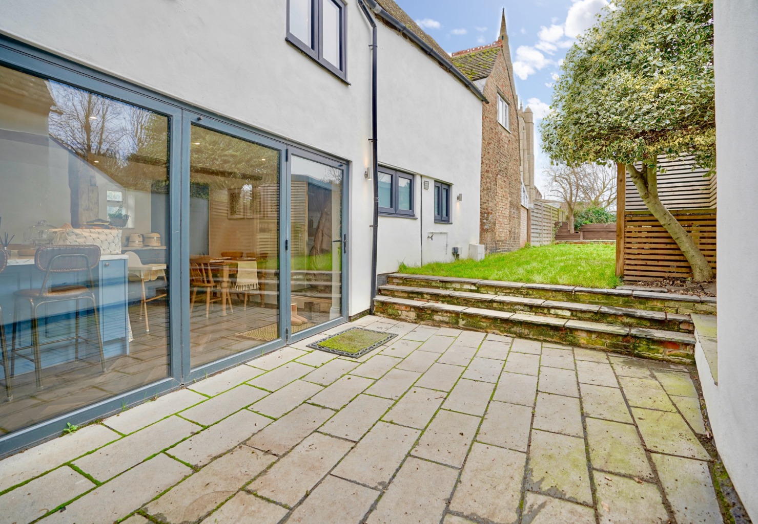 3 bed semi-detached house for sale in Post Street, Huntingdon 12