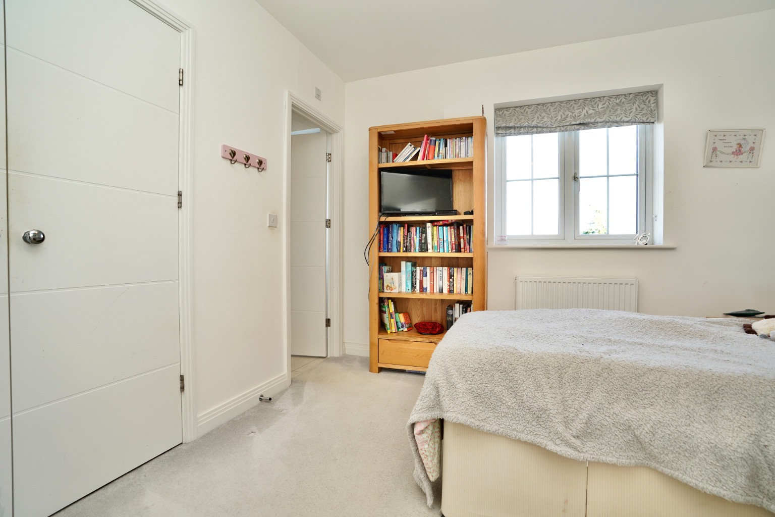 5 bed semi-detached house for sale in Badger Way, Huntingdon  - Property Image 7