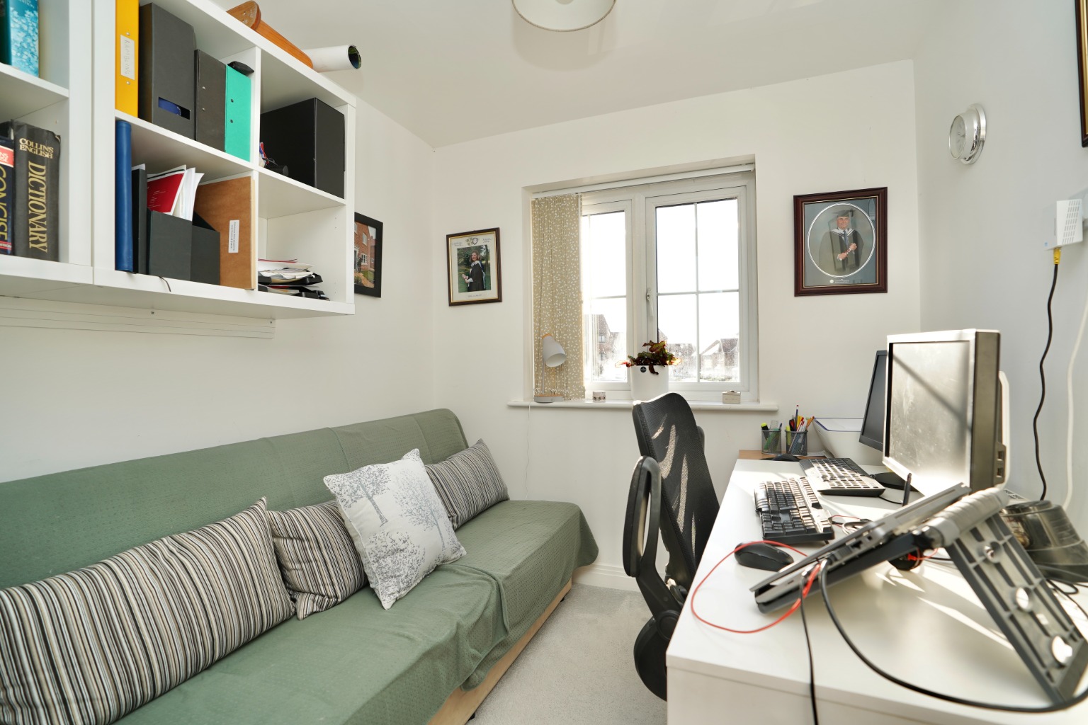 5 bed semi-detached house for sale in Badger Way, Huntingdon  - Property Image 11