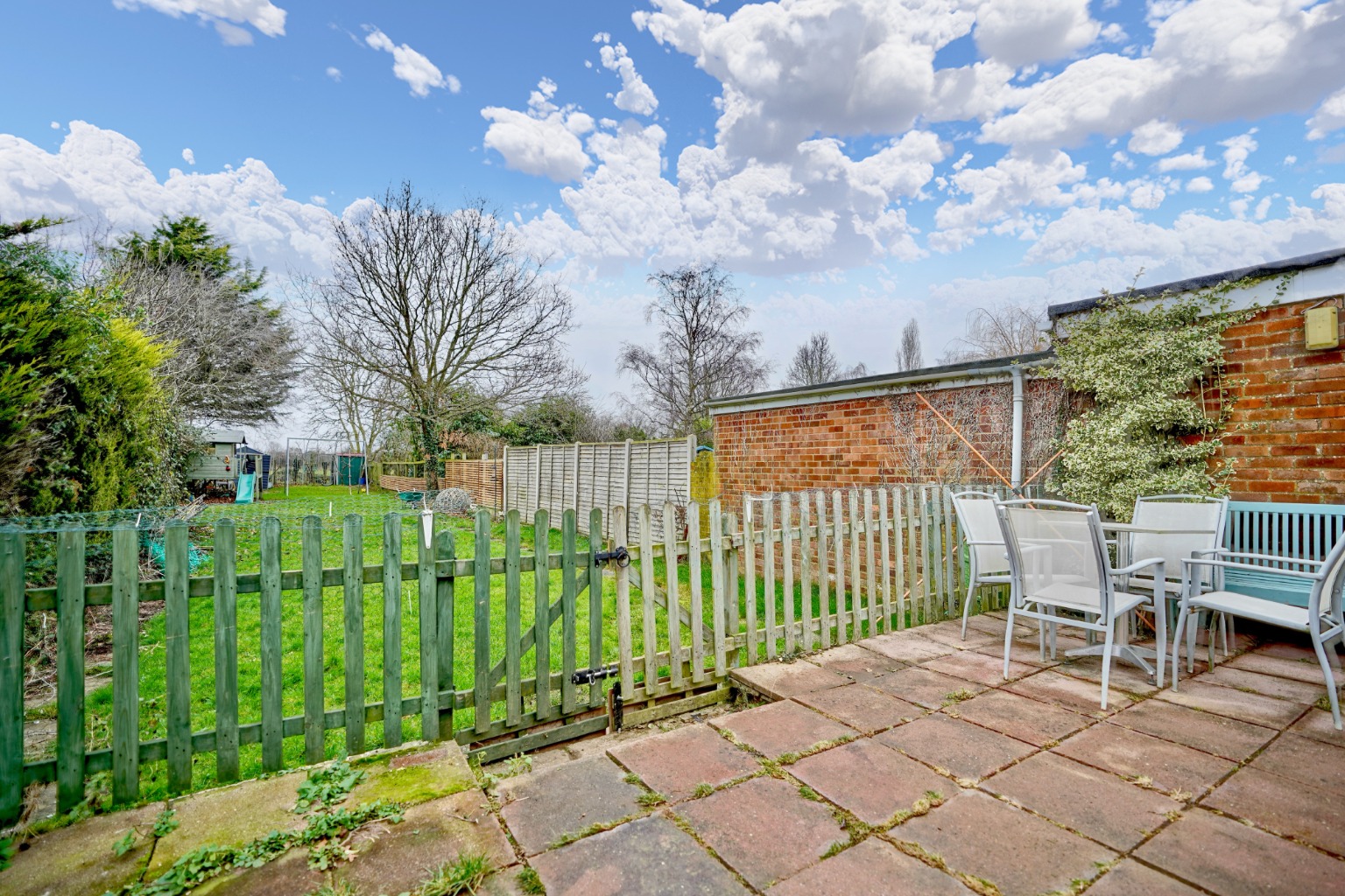 3 bed detached house for sale in Locksgate, Huntingdon  - Property Image 12