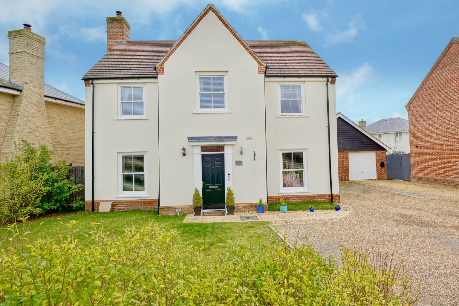 4 bed detached house for sale in Horsfall Road, Huntingdon - Property Image 1