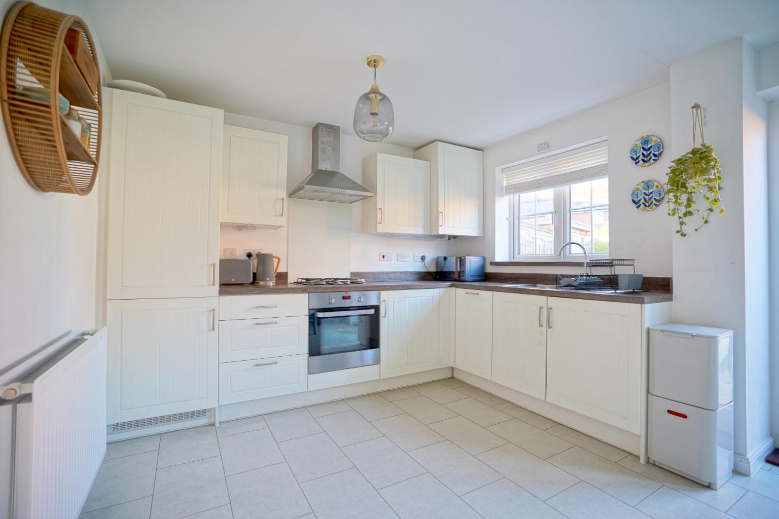 3 bed semi-detached house for sale in Brownlow Road, St. Ives  - Property Image 2