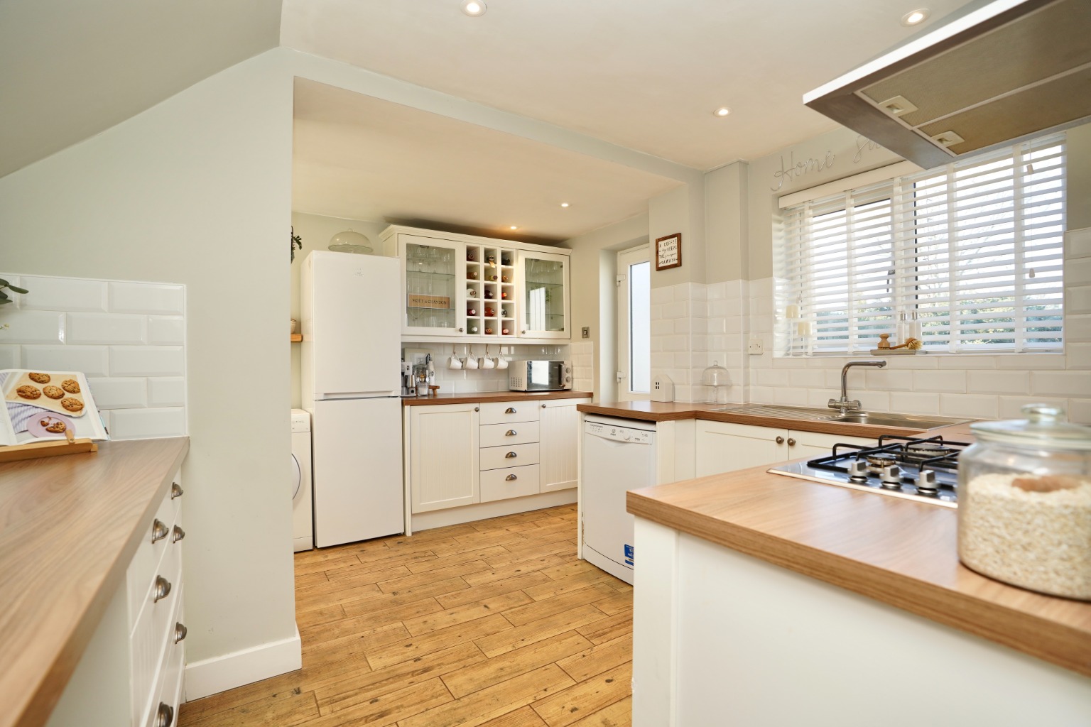 3 bed end of terrace house for sale in Park Road, Huntingdon  - Property Image 3