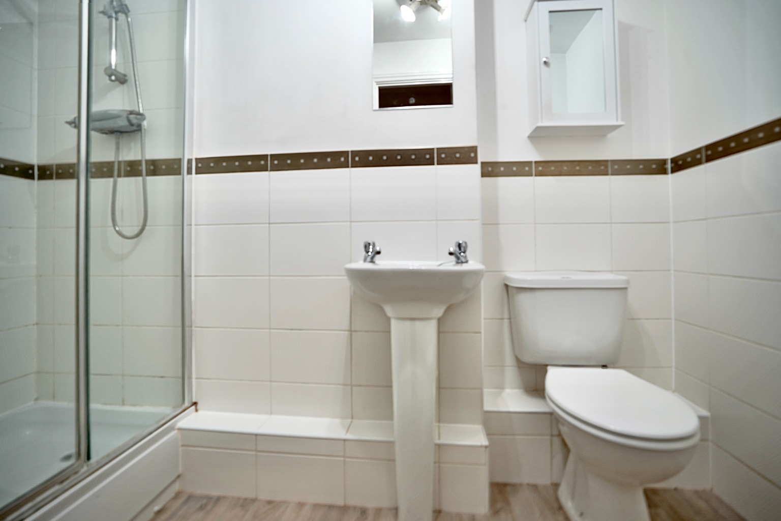 2 bed flat for sale in Leas Close, St. Ives  - Property Image 6