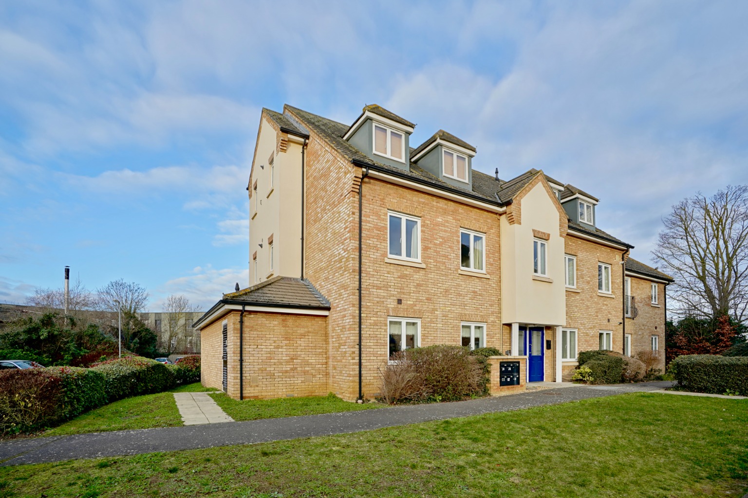 2 bed flat for sale in Leas Close, St. Ives 9