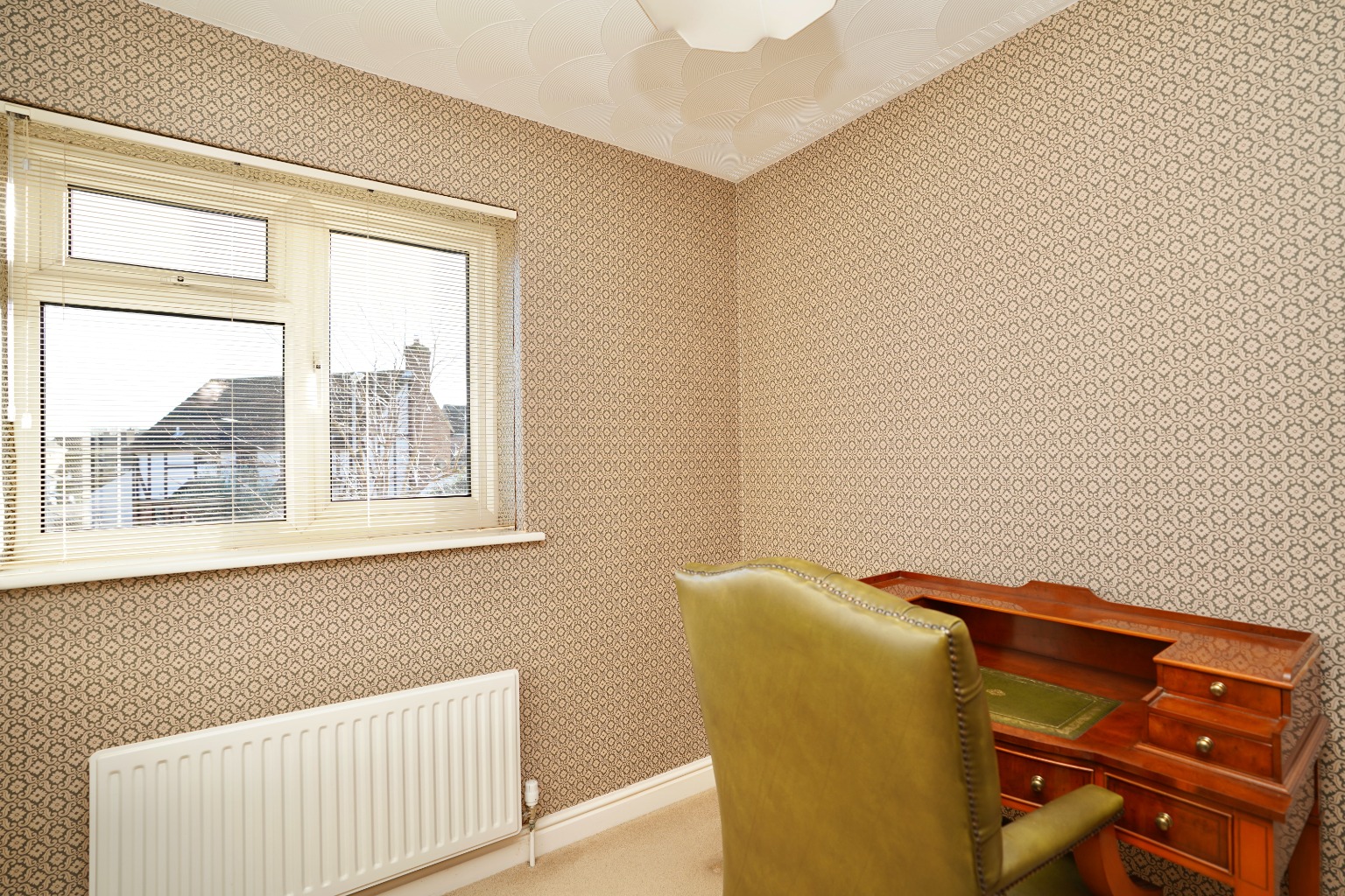 4 bed detached house for sale in Crowhill, Huntingdon 9