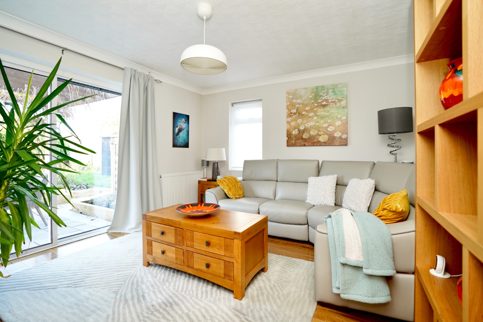 3 bed semi-detached house for sale in Pennington Road, Huntingdon 2