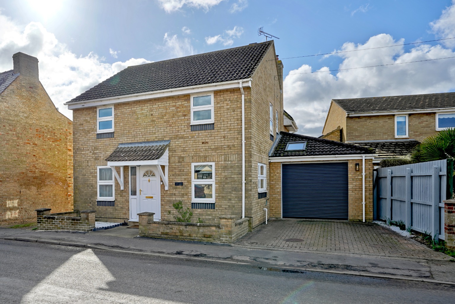 4 bed detached house for sale in West Street, Cambridge 18