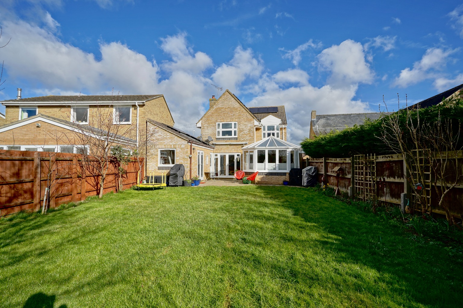 4 bed detached house for sale in West Street, Cambridge  - Property Image 1