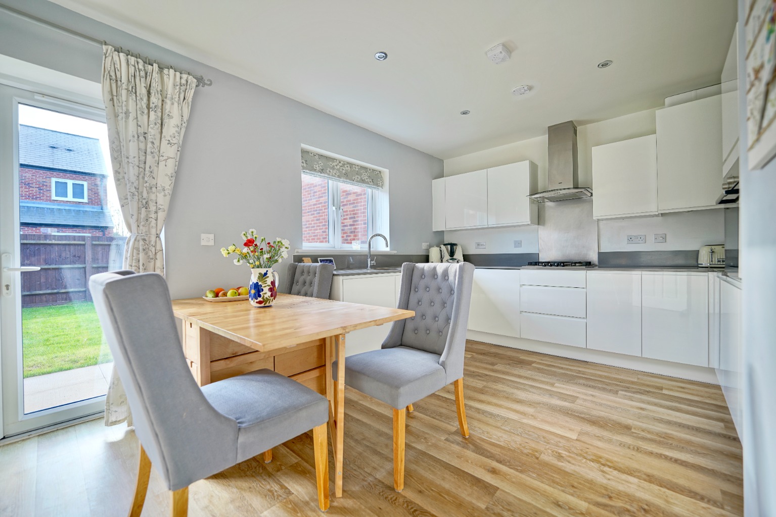 3 bed semi-detached house for sale in Hetley Close, Cambridgeshire 1