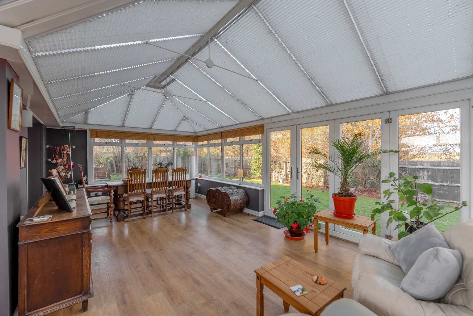 5 bed detached house for sale in Moat Close, Huntingdon 2