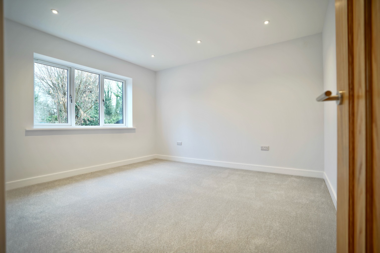 5 bed detached house for sale in Needingworth Road, St. Ives  - Property Image 12