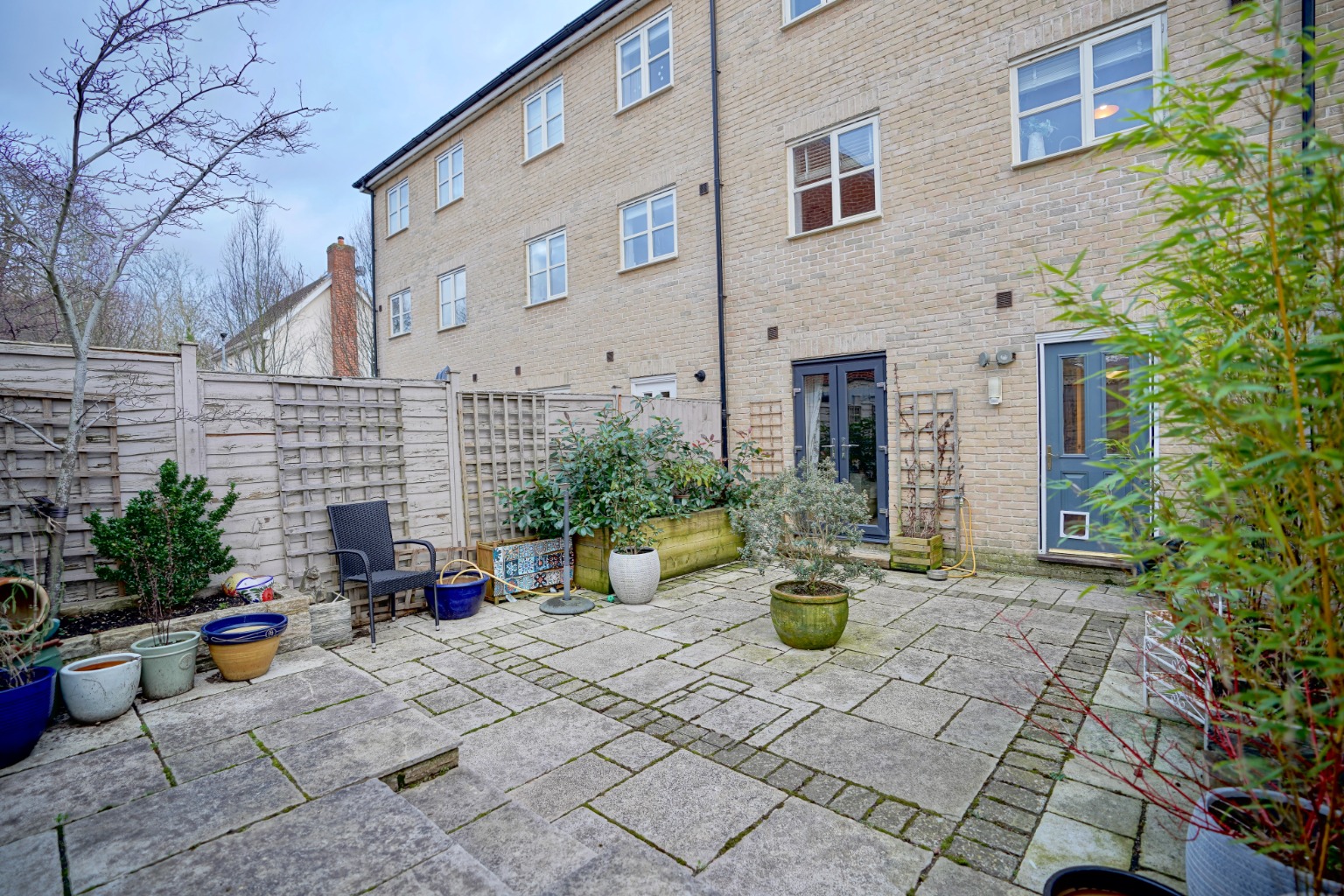4 bed terraced house for sale in South Park Drive, Cambridge 16