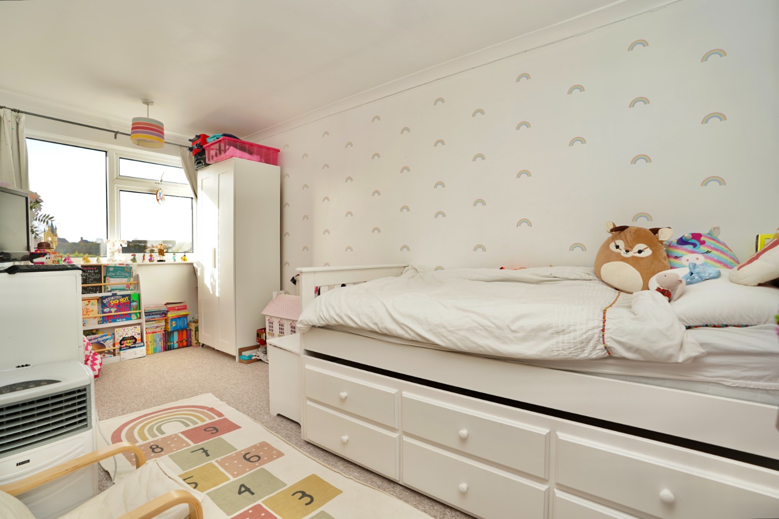 3 bed end of terrace house for sale in Dunholt Way, Huntingdon 11