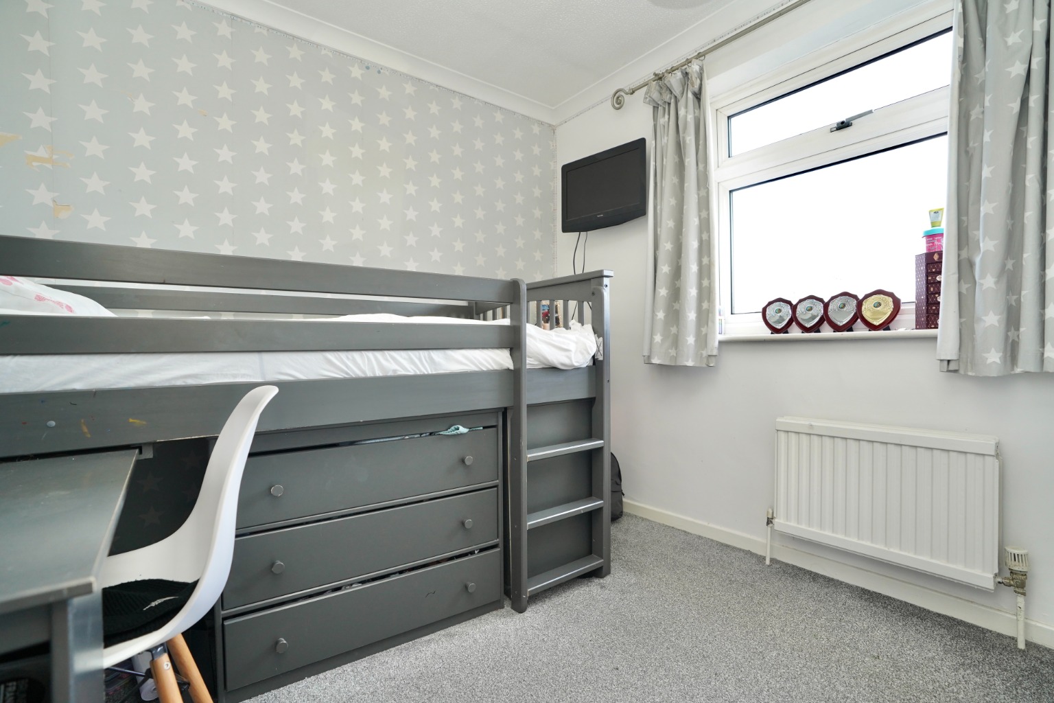 3 bed end of terrace house for sale in Dunholt Way, Huntingdon  - Property Image 13