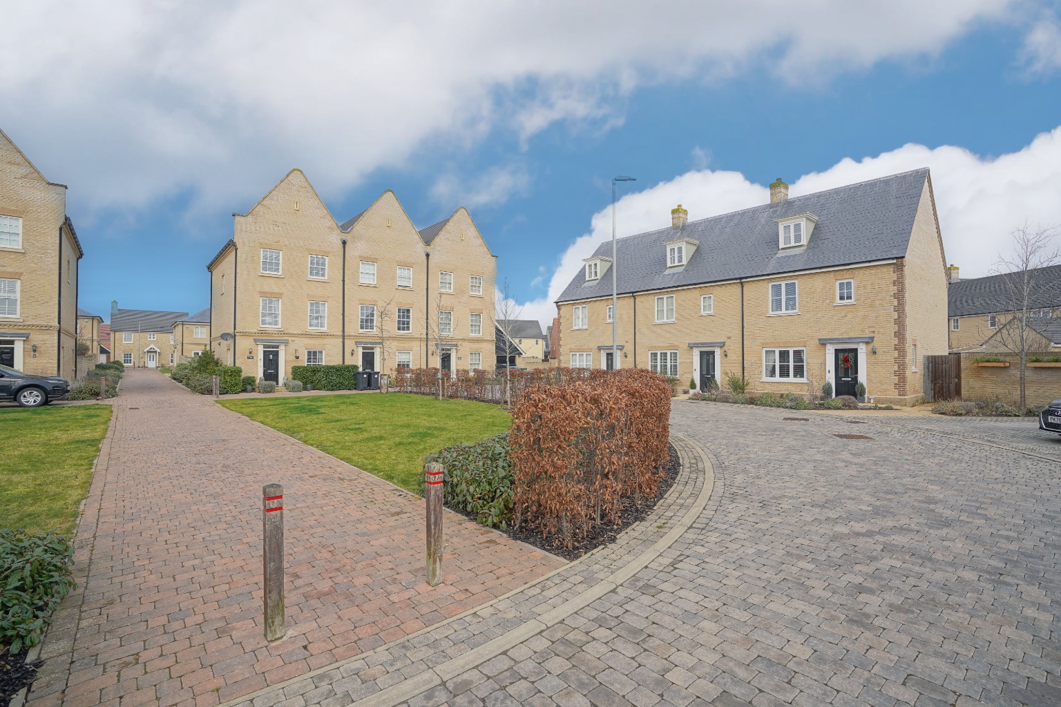 3 bed end of terrace house for sale in Mallory Place, Huntingdon 14