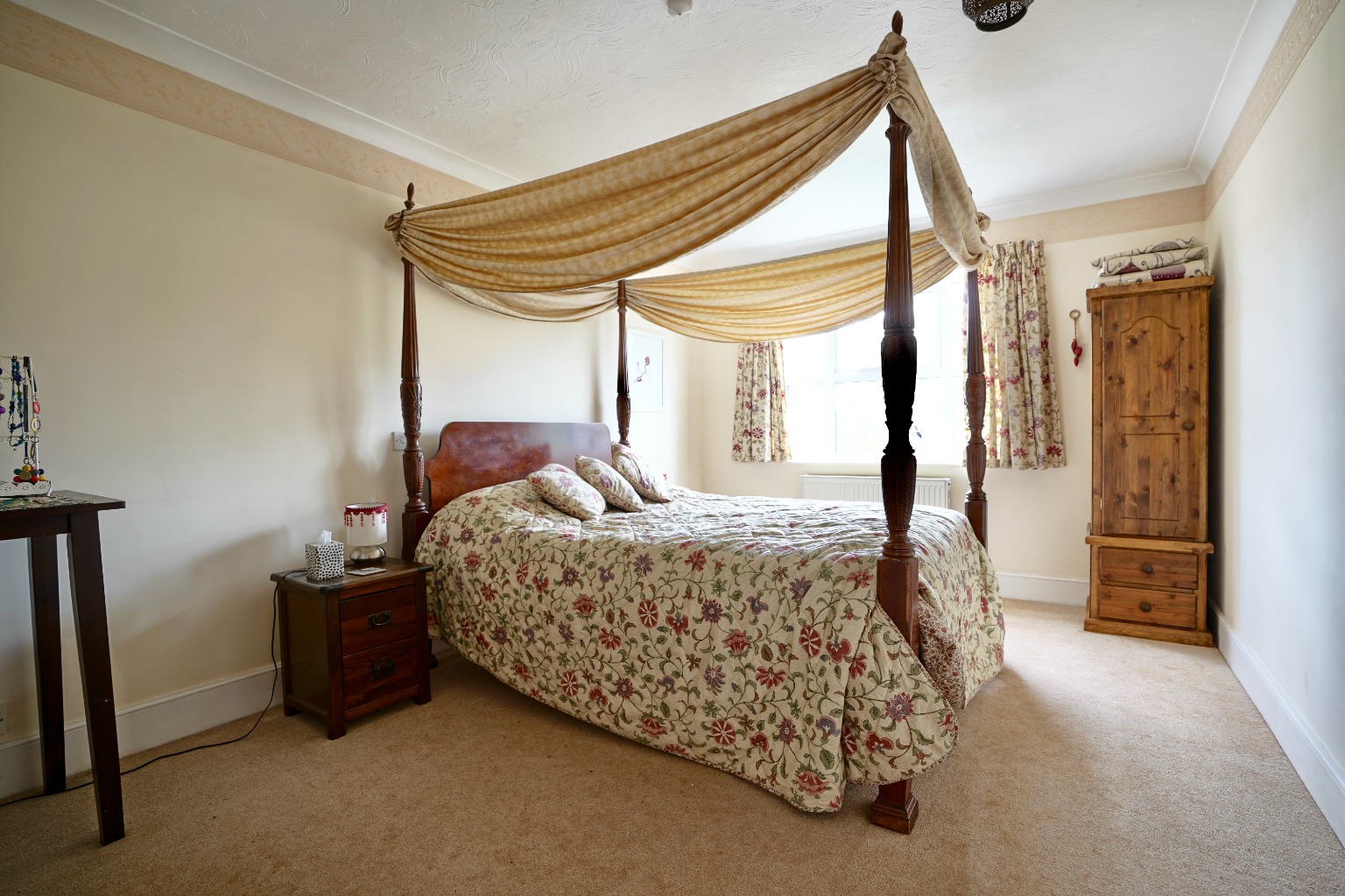 5 bed detached house for sale in High Street, Huntingdon  - Property Image 7