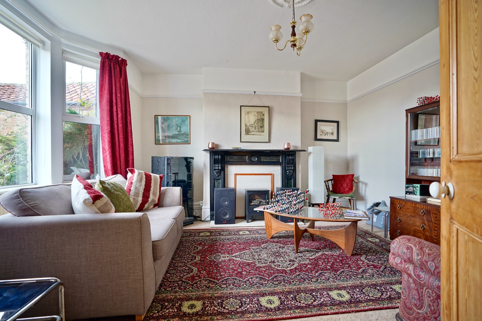 5 bed detached house for sale in High Street, Huntingdon  - Property Image 4