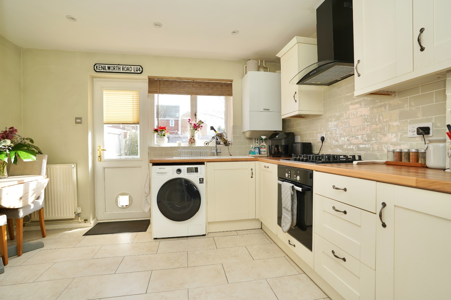 2 bed terraced house for sale in Tamar Close, St. Ives  - Property Image 2