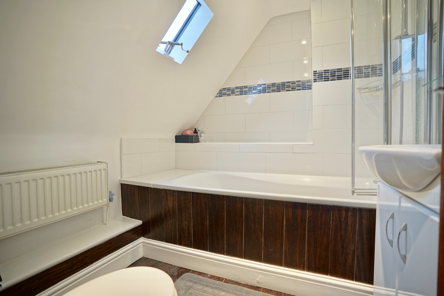 4 bed detached house for sale in Talls Lane, Huntingdon 12