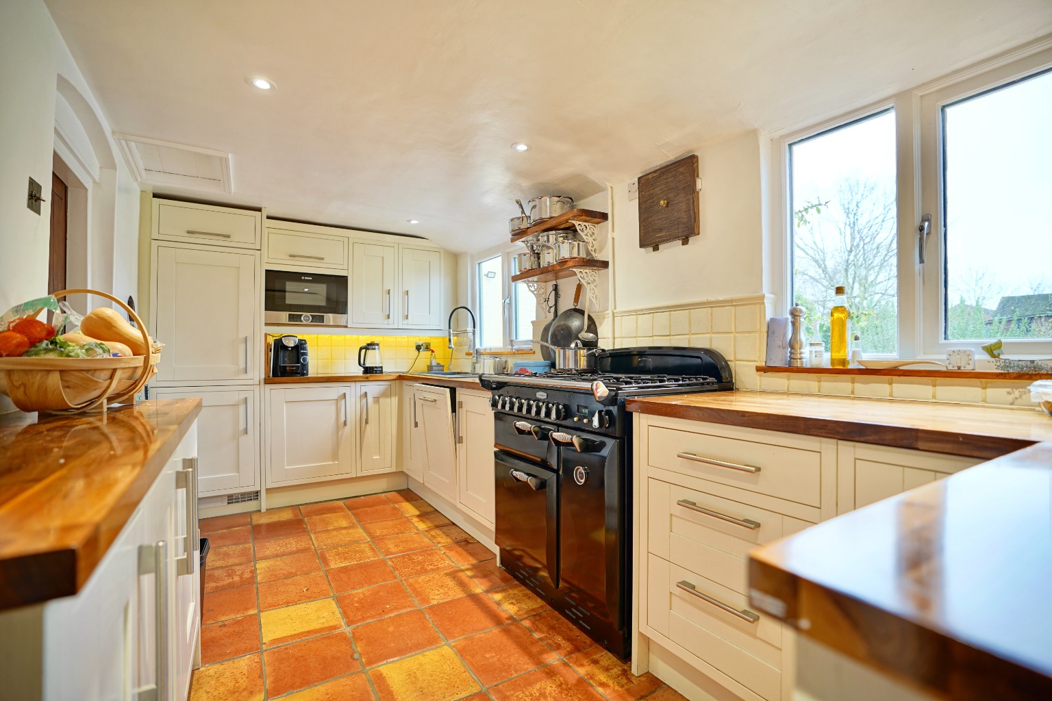 4 bed detached house for sale in Talls Lane, Huntingdon  - Property Image 2
