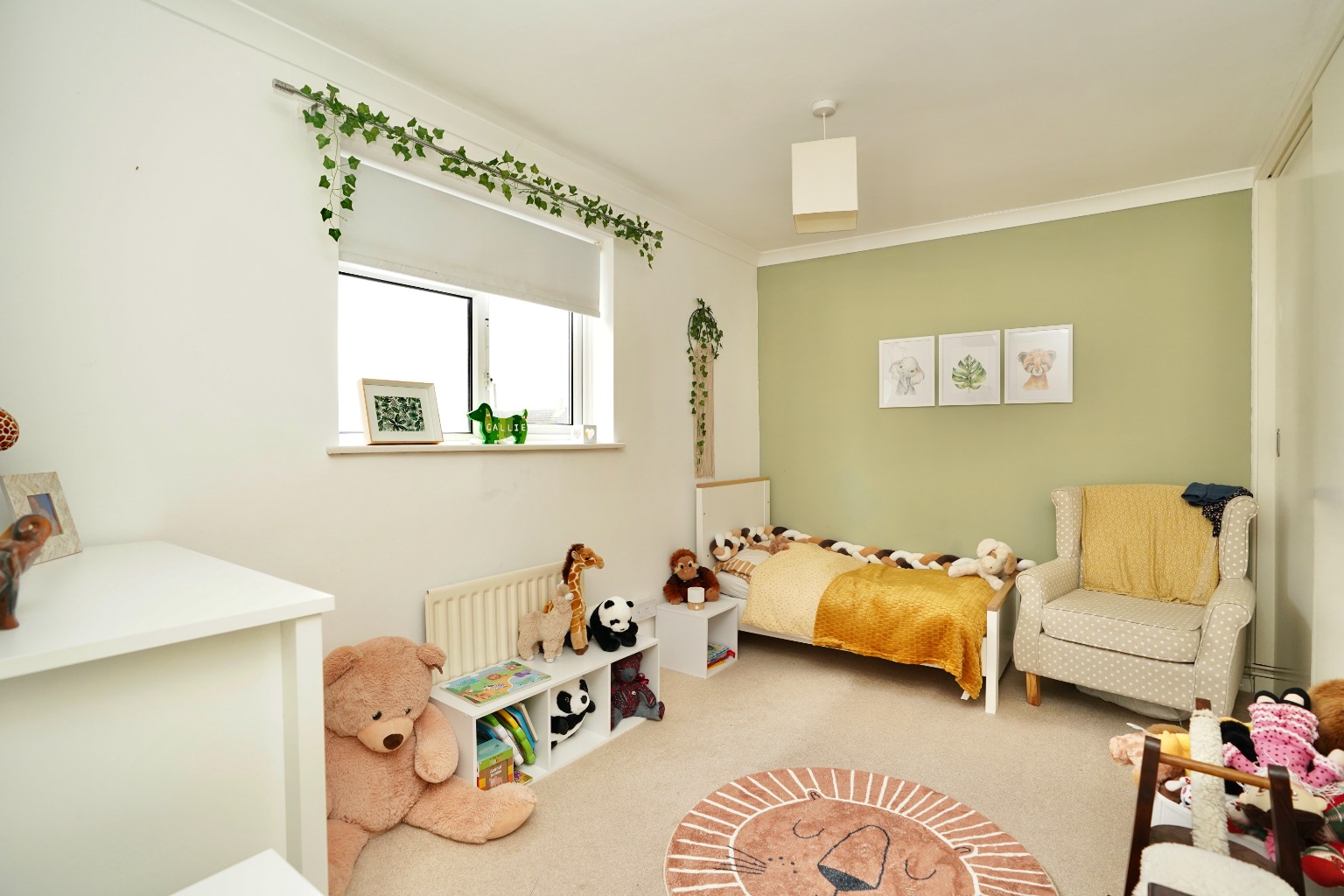 3 bed semi-detached house for sale in Churchill Avenue, Huntingdon  - Property Image 9